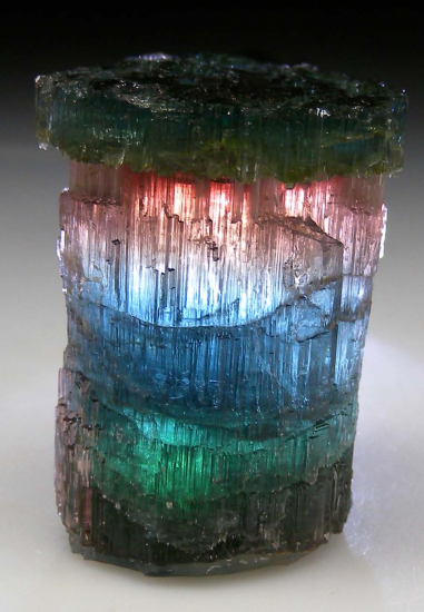 Tourmaline from Pederniera Mine, Minas Gerais, Brazil [db_pics/pics/p172e.jpg]
