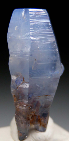 Sapphire from Ratnapura, Sri Lanka [db_pics/pics/p188b.jpg]