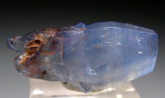 Sapphire from Ratnapura, Sri Lanka [db_pics/pics/p188e.jpg]