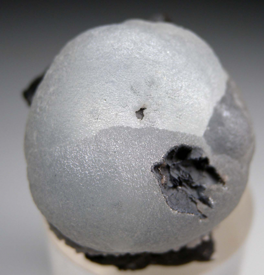 Smithsonite on Coronadite from Broken Hill, New South Wales, Australia [db_pics/pics/p246d.jpg]