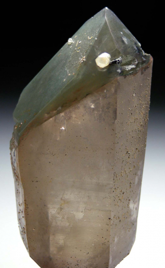 Quartz with Chlorite from Orange River, Namibia [db_pics/pics/p251b.jpg]