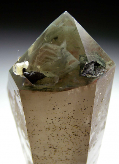 Quartz with Chlorite from Orange River, Namibia [db_pics/pics/p251c.jpg]
