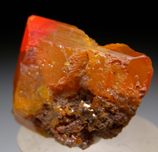 Wulfenite from Kimbanga, M'Fouati, Bouenza Dept., Rep. of Congo [db_pics/pics/p264d.jpg]