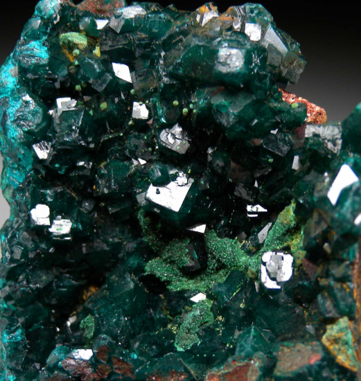 Dioptase with Malachite from Kapata Mine, Kolwezi, Lualaba, DR Congo [db_pics/pics/p283c.jpg]
