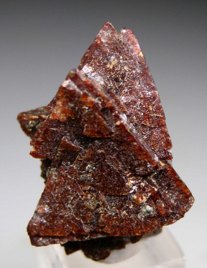 Helvite from Huanggang Fe-Sn deposit, Hexigten Banner, Chifeng City, Inner Mongolia, China [db_pics/pics/p290d.jpg]