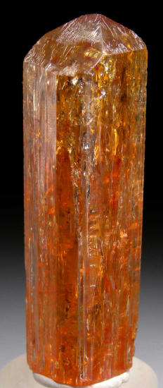 Topaz from Ouro Preto, Minas Gerais, Brazil [db_pics/pics/p293a.jpg]