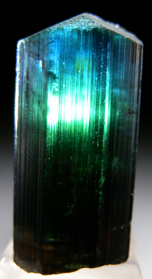 Tourmaline from Otjua Mine, Karibib, Erongo Region, Namibia [db_pics/pics/p302a.jpg]