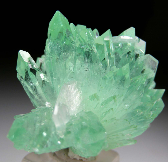 Stilbite on Apophyllite from Poona, Maharashtra State, India [db_pics/pics/p304b.jpg]