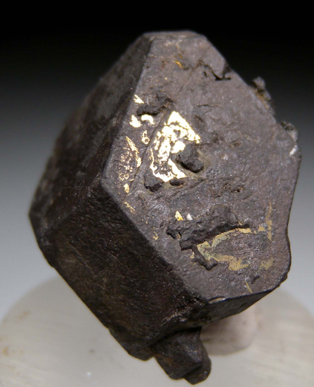 Pyrite on Alabandite from Merelani Hills, Arusha, Tanzania [db_pics/pics/p309b.jpg]