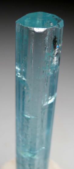 Aquamarine from Quy Chau District, Nghe An Province,Vietnam [db_pics/pics/p325b.jpg]