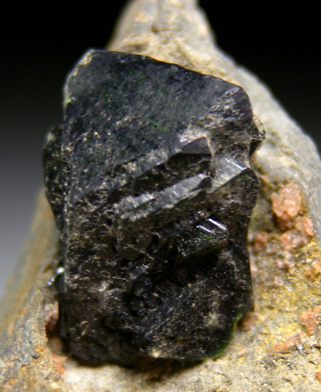 Libethenite from Mindola Open Pit, Rokana Mine, Kitwe, Zambia [db_pics/pics/p331d.jpg]