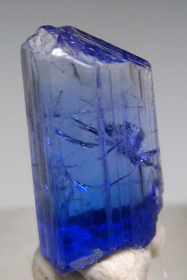 Merelaniite in Tanzanite from Merelani Hills, Arusha, Tanzania [db_pics/pics/p337a.jpg]