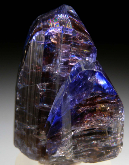 Tanzanite from Merelani Hills, Arusha, Tanzania [db_pics/pics/p366a.jpg]