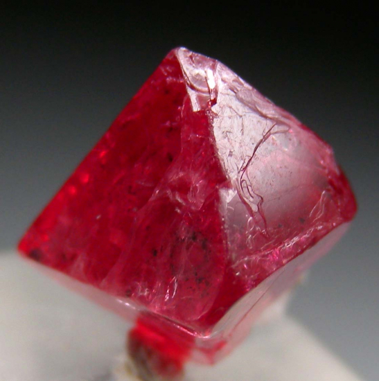 Spinel from Mahenge, Morogoro, Tanzania [db_pics/pics/p375b.jpg]