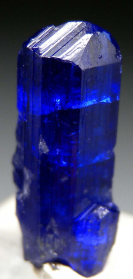 Tanzanite from Merelani Hills, Arusha, Tanzania [db_pics/pics/p378a.jpg]