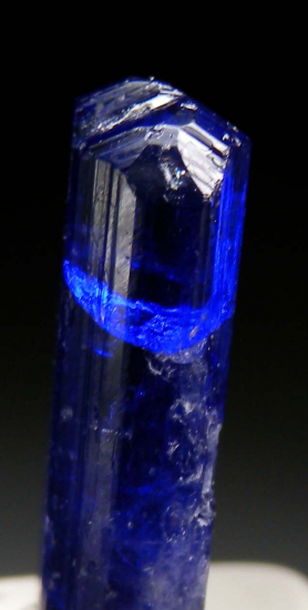 Tanzanite from Merelani Hills, Arusha, Tanzania [db_pics/pics/p378c.jpg]