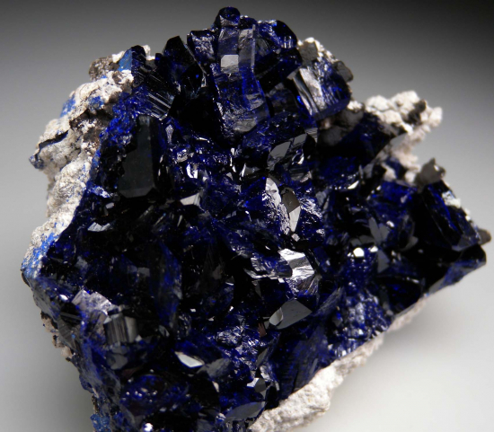 Azurite from Milpillas Mine, Cuitaca, Sonora, Mexico [db_pics/pics/p385b.jpg]