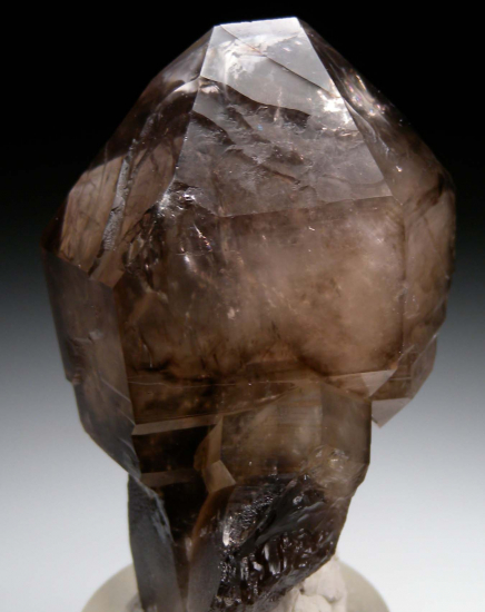 Quartz scepter from Petersen Mountain Quartz Mines, Hallelujah Junction area, Washoe County, Nevada, USA [db_pics/pics/p387e.jpg]