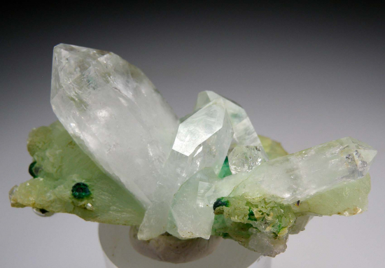 Quartz, Prehnite, Chrysocolla, Copper(?) from Meigu, Sichuan, China [db_pics/pics/p488b.jpg]