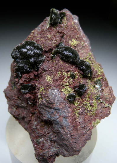 Olivenite from Tsumeb, Namibia [db_pics/pics/p518a.jpg]