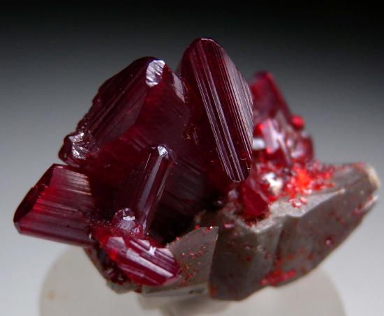 Realgar with Calcite from Shimen Mine, Hunan, China [db_pics/pics/p523a.jpg]