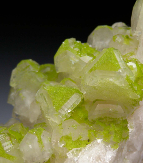 Calcite with Duftite from Tsumeb, Namibia [db_pics/pics/p524d.jpg]