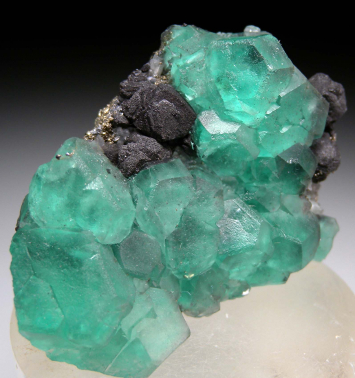 Fluorite with Galena from Milpo Mine, Atacocha mining district, Pasco province, Peru [db_pics/pics/p540d.jpg]