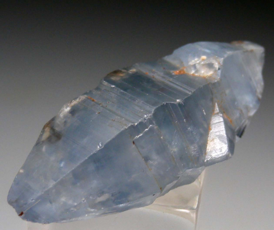 Sapphire from Ratnapura, Sri Lanka [db_pics/pics/p550c.jpg]