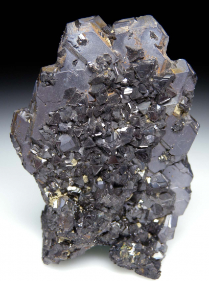 Sphalerite on Galena from Dalnegorsk, Primorsky Krai, Russia [db_pics/pics/p587a.jpg]