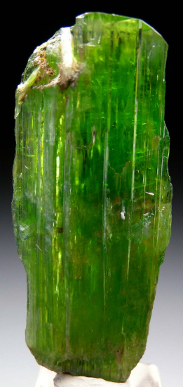 Tremolite from Merelani Hills, Arusha, Tanzania [db_pics/pics/p608b.jpg]