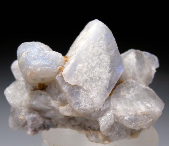 Feldspar var. Moonstone from Namalulu, Tanzania [db_pics/pics/p610a.jpg]