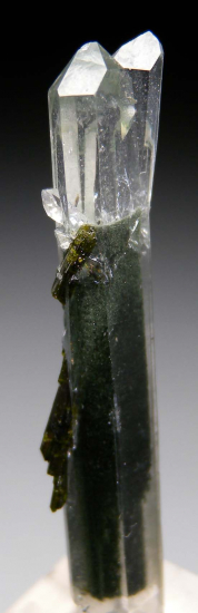 Quartz with Epidote from Kharan, Balochistan, Pakistan [db_pics/pics/p612b.jpg]