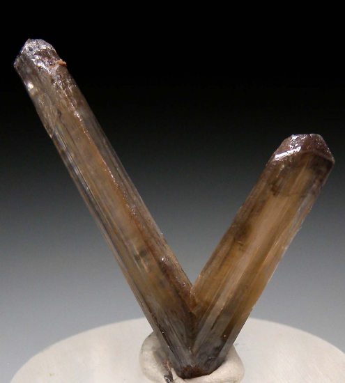 Cerussite from M'fouati, Bouenza Dept., Rep. of Congo [db_pics/pics/p625c.jpg]