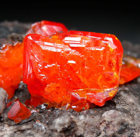 Wulfenite from Red Cloud Mine, La Paz Co., Arizona, USA [db_pics/pics/p632c.jpg]