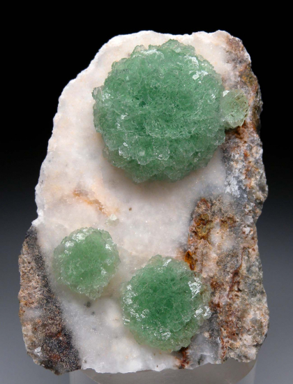 Fluorite from Minggang Mine, Shihe District, Xinyang, Henan, China [db_pics/pics/p637a.jpg]