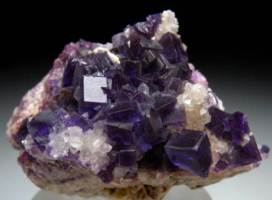 Fluorite from Berbes, Asturias, Spain [db_pics/pics/p675a.jpg]
