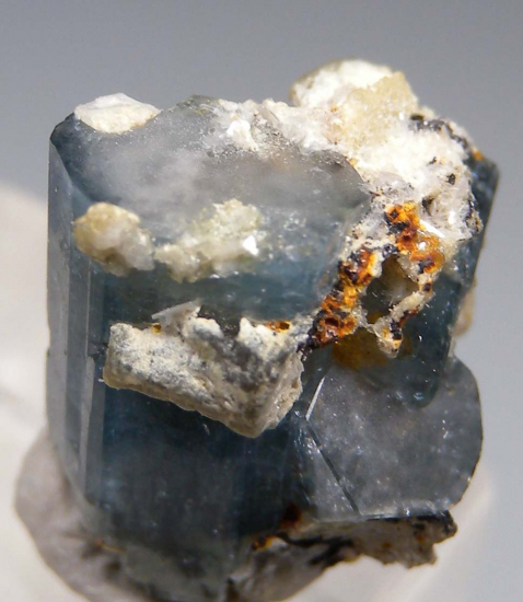 Apatite from Emmons Quarry, Greenwood, Oxford Co., Maine, USA [db_pics/pics/p771b.jpg]