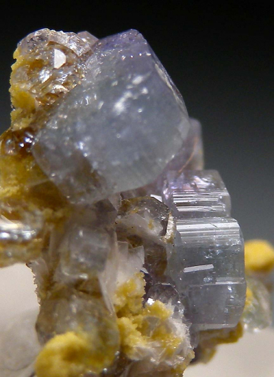 Apatite with Bertrandite from Plain Jane Pocket, Emmons Quarry, Greenwood, Oxford Co., Maine, USA [db_pics/pics/p773b.jpg]