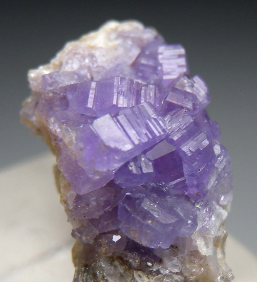 Apatite from Plain Jane Pocket, Emmons Quarry, Greenwood, Oxford Co., Maine, USA [db_pics/pics/p784b.jpg]