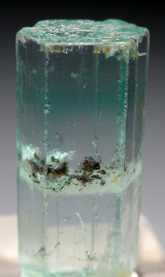 Emerald from Nasarawa Egon, Nasarawa, Nigeria [db_pics/pics/p789c.jpg]