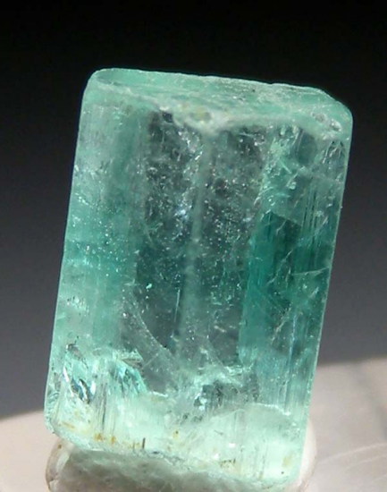 Emerald from Nasarawa Egon, Nasarawa, Nigeria [db_pics/pics/p795a.jpg]