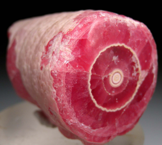 Rhodochrosite from Capillitas Mine, Catamarca, Argentina [db_pics/pics/p886c.jpg]