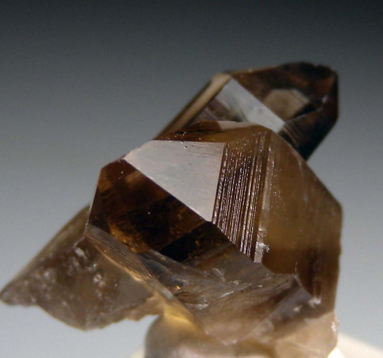 Smokey Quartz from Excelsior Mtns., Mineral Co., Nevada, USA [db_pics/pics/p898b.jpg]