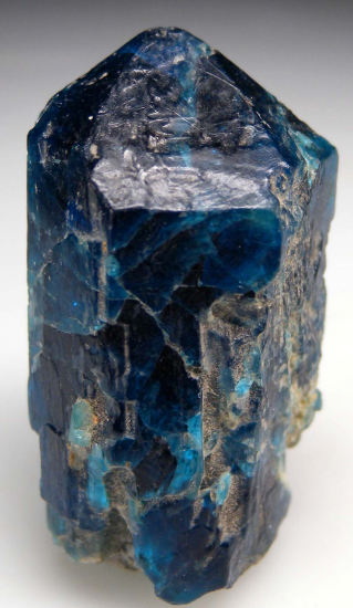 Apatite from Ipira complex, Bahia, Brazil [db_pics/pics/p904a.jpg]