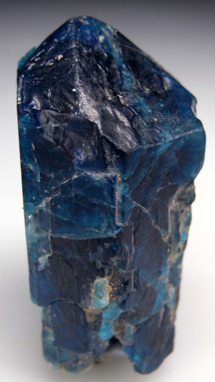 Apatite from Ipira complex, Bahia, Brazil [db_pics/pics/p904b.jpg]