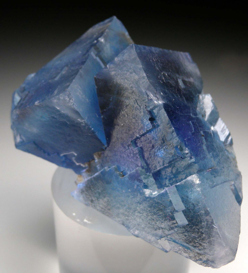 Fluorite from Minerva Mine, Cave-in-Rock, Hardin Co., Illinois, USA [db_pics/pics/p931d.jpg]