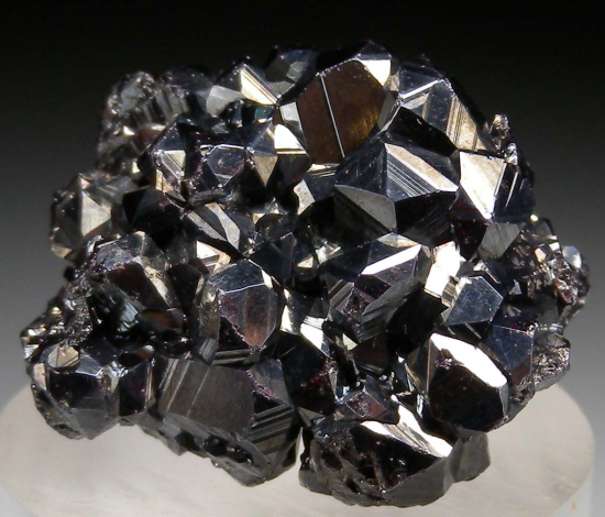 Pyrargyrite from Fresnillo, Zacatecas, Mexico [db_pics/pics/p932b.jpg]