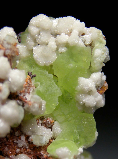 Cuprian Smithsonite from Tsumeb, Namibia [db_pics/pics/p934d.jpg]