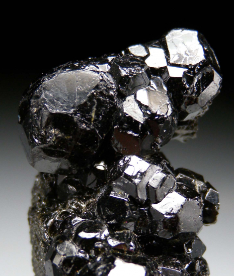 Vesuvianite from Drum Valley, Tulare Co., California, USA [db_pics/pics/p969c.jpg]