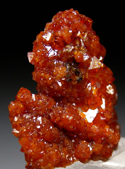 Microlite on Albite from Ipa Mine, Governador Valdares, Minas Gerais, Brazil [db_pics/pics/r105b.jpg]